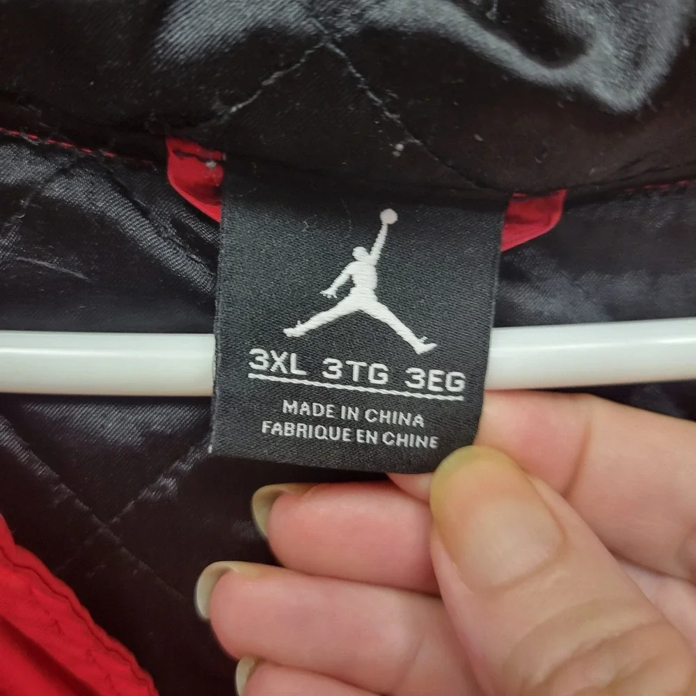 Y2K Michael Jordan Red Warmup Hooded Jacket Adult XL Quilted Lining‎ #23 Snaps